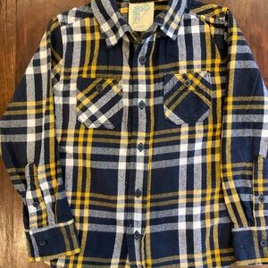 Boys 6-7 “There’s About’s “ Button Up Flannel Checkered Shirt